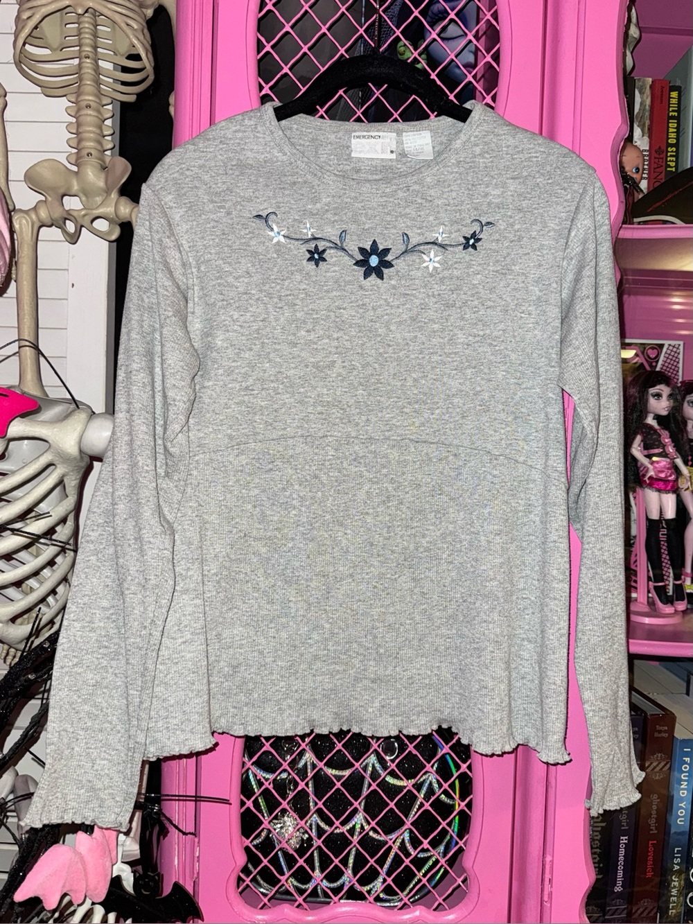 VTG Y2K Emergency Exit long sleeve top size XL